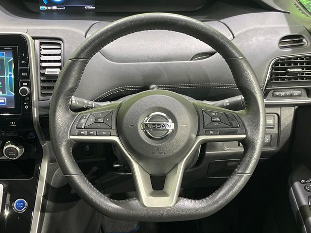 �y�����v�����X�e�A�����O�z�㎿�Ȋv���g�p���邱�ƂŁA��ɂ����������݂ƂĂ��^�]���₷���n���h���ł���