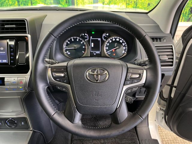 �y�g���^�Z�[�t�e�B�Z���X�z���s���ɑO���̎ԗ�����F�����A�Փ˂������Ȏ��͌x��ƃu���[�L�ŏՓˉ���Ɣ�Q�y�����A�V�X�g�B�����S�Ƀh���C�u�����y���݂��������܂��B