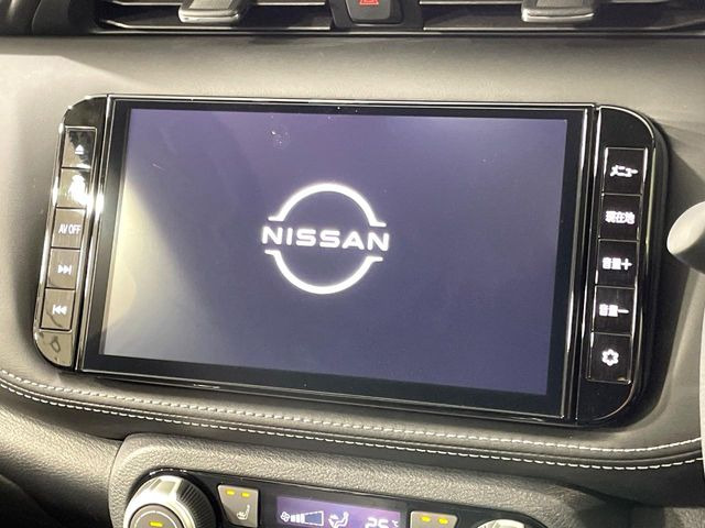 �y�����i�r�z�l�C�̏����i�r�𑕔����Ă���܂��B�i�r�̎g���₷���͂������A�I�[�f�B�I�@�\���[��!�L�����v�◷�s�͂������A�ʋ΂┃�����ȂǕ��i�̃h���C�u���y�����Ȃ�͂���