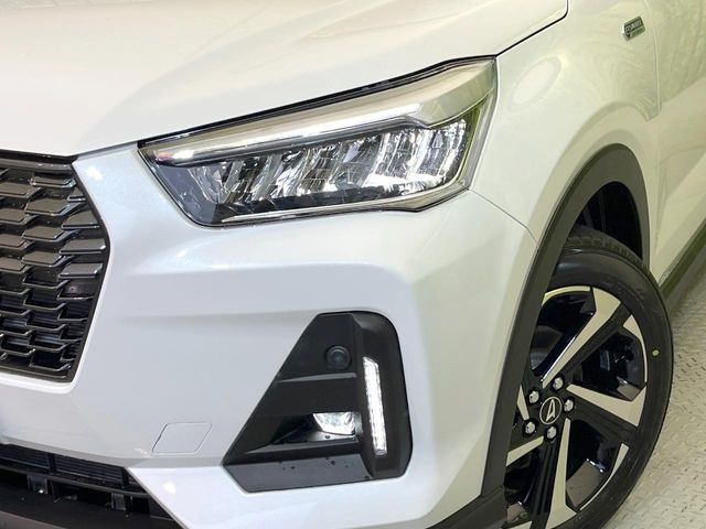 �yLED�w�b�h���C�g�z���V����ԑ��s�����ǍD�Ȏ��E���m�ۂ����S���ĉ^�]�ł��鍂�P�xLED�w�b�h���C�g�𑕔�!�_�����x�������A����d�͂��}�����Ă��܂��B