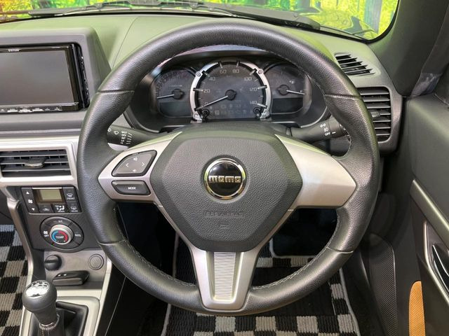 �y�X�e�A�����O�X�C�b�`�z�^�]���A�O������ڐ������炷���ƂȂ��A�I�[�f�B�I���̑��삪�\�ȕ֗��@�\!���S&���K�ȃh���C�u�����o���Ă���܂���