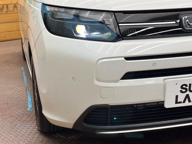 �yLED�w�b�h���C�g�z���V����ԑ��s�����ǍD�Ȏ��E���m�ۂ����S���ĉ^�]�ł��鍂�P�xLED�w�b�h���C�g�𑕔�!�_�����x�������A����d�͂��}�����Ă��܂��B