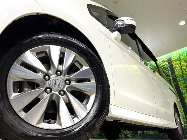 �y����16�C���`�A���~�z�C�[���z�O�ςɃ}�b�`���������A���~�z�C�[���𑕒����Ă���܂��B�e��ЊO�A���~�z�C�[����A�X�^�b�h���X�^�C�����戵�����Ă���܂��B���񂲑��k����������