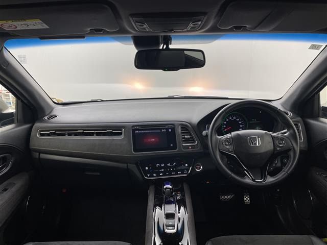 ヴェゼル1.5 ハイブリッド RS ホンダセンシング