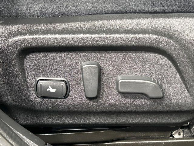 �y�p���[�V�[�g�z�X�C�b�`��ŊȒP�ɃV�[�g�̔��������\!�d��������͂�����܂���!���K�ȃV�[�g�|�W�V�����ɃZ�b�g���āA���K�ȃh���C�u�����y���݂��������B