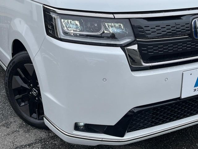 �yLED�w�b�h���C�g�z���V����ԑ��s�����ǍD�Ȏ��E���m�ۂ����S���ĉ^�]�ł��鍂�P�xLED�w�b�h���C�g�𑕔�!�_�����x�������A����d�͂��}�����Ă��܂��B