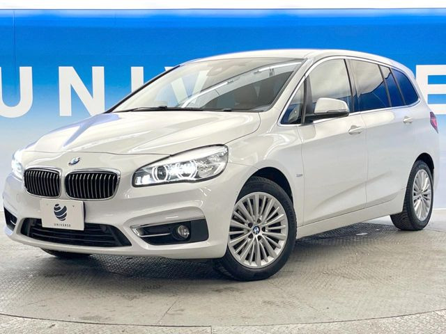 ●無料付帯の保証の他、安心の最長3年・走行無制限保証(有償)をご用意。輸入車を安心してお楽しみいただける様、保証内容も充実はもちろん、無料点検&オイル交換やロードサービスも付帯しております。