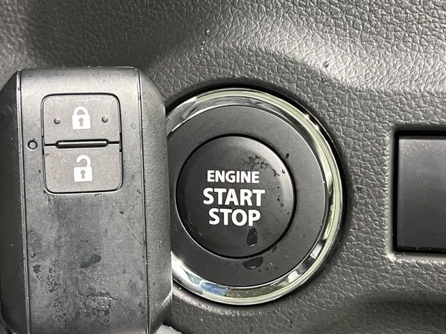 �y�L�[���X�X�^�[�g�V�X�e���z�J�o����|�P�b�g�ɓ��ꂽ�܂܂ł��h�A�̎{���E�������\�ȃX�}�[�g�L�[�𑕔��B�G���W���̃I���E�I�t�����J�M�����o���K�v����������Ƃ��Ă��֗��ł���