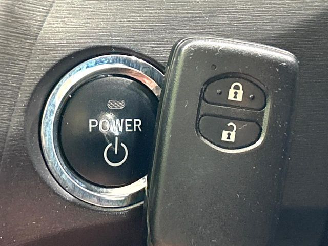 �y�X�}�[�g�L�[�z�J�o����|�P�b�g�ɓ��ꂽ�܂܂ł��h�A�̎{���E�������\�ȃX�}�[�g�L�[�𑕔��B�G���W���̃I���E�I�t�����J�M�����o���K�v����������Ƃ��Ă��֗��ł���