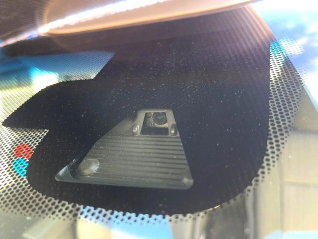 フリードハイブリッド