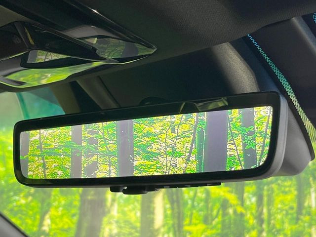 �y�f�W�^���C���i�[�~���[�z�J�������B�e�����ԗ�����̉f�������[���~���[���ɕ\���B�N���A�Ȏ��E�ŏ󋵂̊m�F���\�ł�!���h�����R�@�\�����p�ɂ͕ʓrSD�J�[�h�����p�ӂ��������ꍇ������܂��B