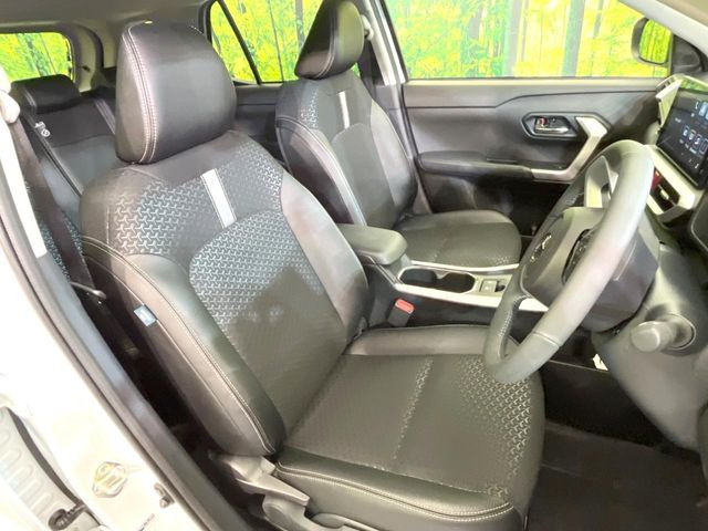 �y�n�[�t���U�[�V�[�g�z�������ƍ���S�n�𗼗������l�C�̃V�[�g���w�ʁE���ʂ̃t�@�u���b�N�f�ނ́A�ʋC���̗ǂ��⊊��ɂ����ɗD��Ă��܂��B�C���╞���ɍ��E���ꂸ���K�ɂ���肢�������܂��B