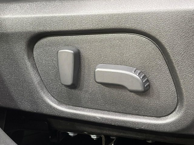 �y�p���[�V�[�g�z�X�C�b�`��ŊȒP�ɃV�[�g�̔��������\!�d��������͂�����܂���!���K�ȃV�[�g�|�W�V�����ɃZ�b�g���āA���K�ȃh���C�u�����y���݂��������B