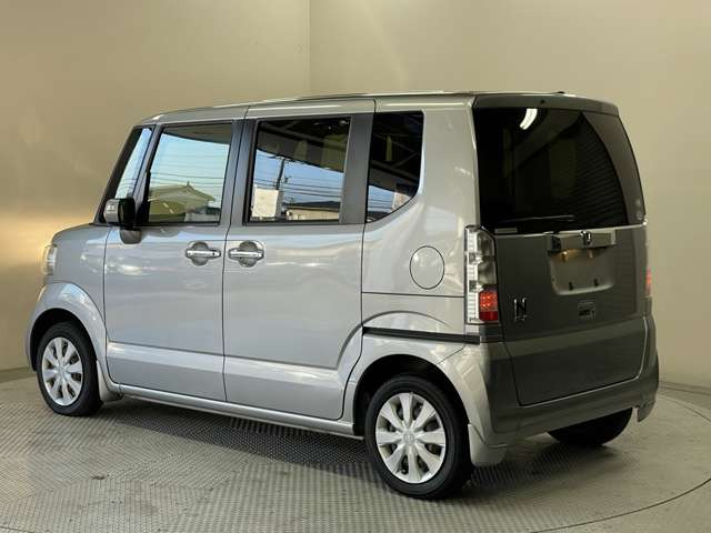 �l�C�̎Ԏ킪�����낢!�e���[�J�[ �ŐV�l�C�Ԃ����C���i�b�v!���ĐG���đI�ׂ�W����ł�!