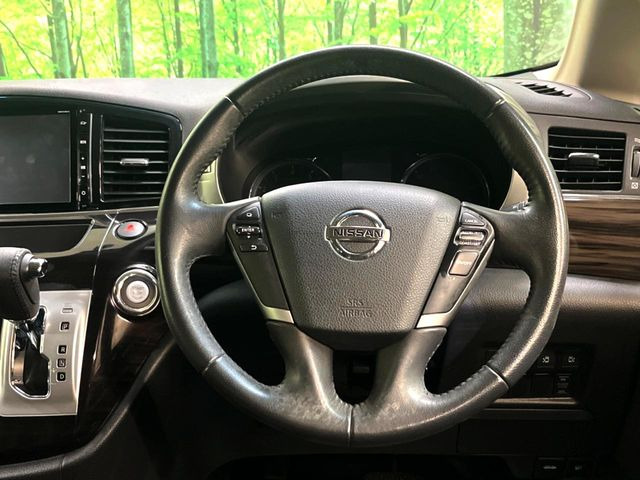 �y�����v�����X�e�A�����O�z�㎿�Ȋv���g�p���邱�ƂŁA��ɂ����������݂ƂĂ��^�]���₷���n���h���ł���