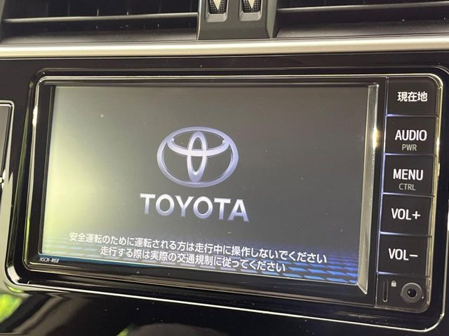 �y�����i�r�z�l�C�̏����i�r�𑕔����Ă���܂��B�i�r�̎g���₷���͂������A�I�[�f�B�I�@�\���[��!�L�����v�◷�s�͂������A�ʋ΂┃�����ȂǕ��i�̃h���C�u���y�����Ȃ�͂���