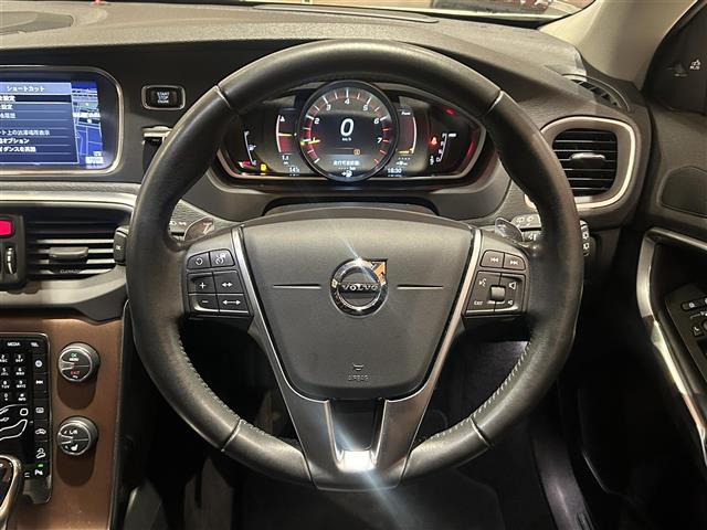 V40クロスカントリーT5 AWD クラシック エディション 4WD