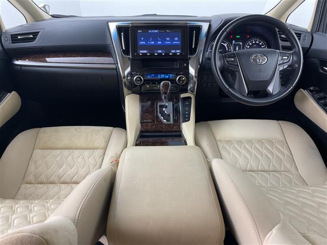 ヴェルファイアハイブリッド 2.5 X E-Four 4WD