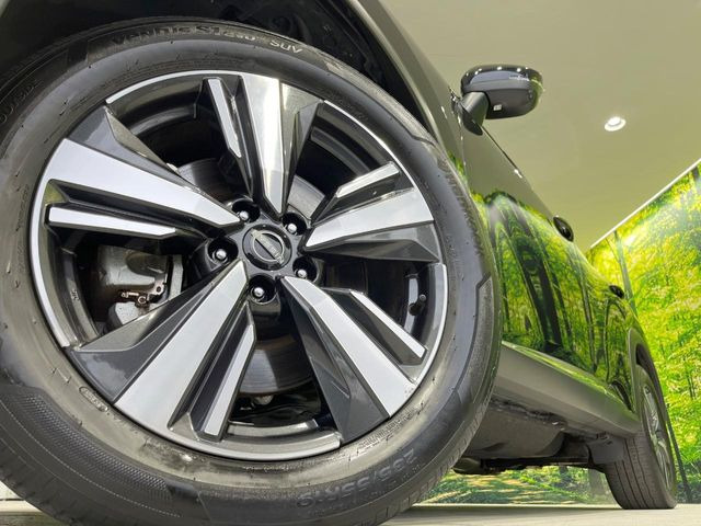 �y����19�C���`�A���~�z�C�[���z�O�ςɃ}�b�`���������A���~�z�C�[���𑕒����Ă���܂��B�e��ЊO�A���~�z�C�[����A�X�^�b�h���X�^�C�����戵�����Ă���܂��B���񂲑��k����������