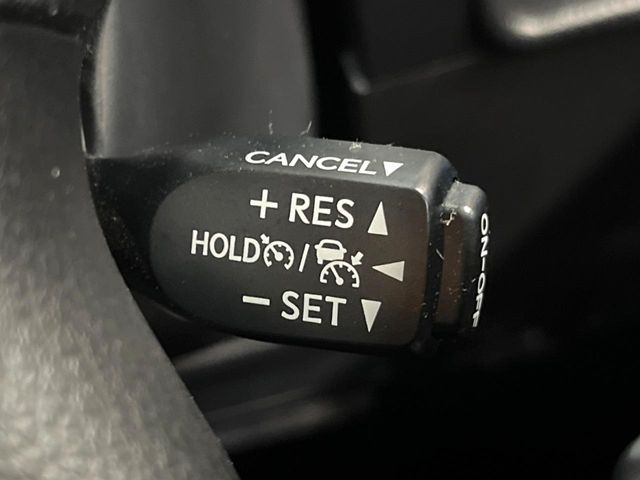 �y���[�_�[�N���[�Y�R���g���[���z�������H�ł̒��������s���y��!!�����ő��x��ۂN���[�Y�R���g���[�����A�Փˌy���V�X�e���ƘA�g���A�O���̎ԗ������m���ĎԊԂ�ۂ悤�ɑ��x���߂��Ă���܂�!!