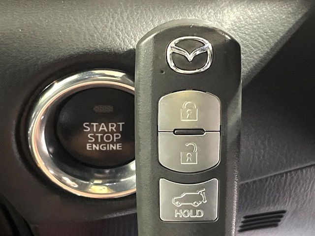 �y�A�h�o���X�g�L�[�z�J�o����|�P�b�g�ɓ��ꂽ�܂܂ł��h�A�̎{���E�������\�ȃX�}�[�g�L�[�𑕔��B�G���W���̃I���E�I�t�����J�M�����o���K�v����������Ƃ��Ă��֗��ł���