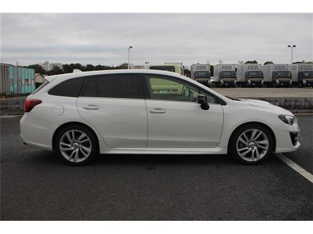 ���Ǝҗl�ւ̔̔��͂��f�肳���Ă��������܂��B �Ԍ������ԗ��̏ꍇ�́A�Ԍ����擾�������x�������z�ŕ\�����Ă���܂��B