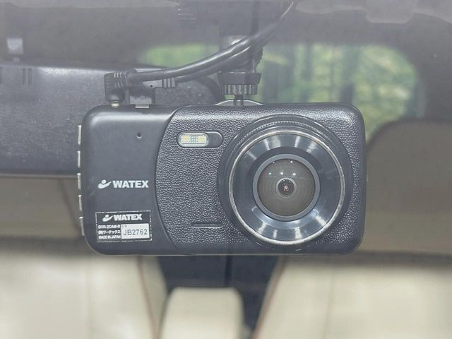 �y�h���C�u���R�[�_�[�z���S�E���S�ȃJ�[���C�t�ɕK�{�̃h���C�u���R�[�_�[�𑕔�!���s���͂������A������^�]�⎖�̂ɑ��������ۂ̏󋵂��f���ŋL�^���A����̃��X�N�ɔ����܂��B