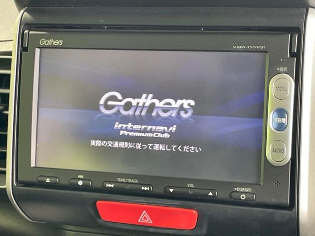 �y�����i�r�z�l�C�̏����i�r�𑕔����Ă���܂��B�i�r�̎g���₷���͂������A�I�[�f�B�I�@�\���[��!�L�����v�◷�s�͂������A�ʋ΂┃�����ȂǕ��i�̃h���C�u���y�����Ȃ�͂���