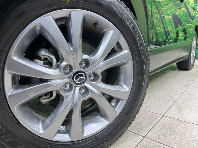 �y����18�C���`�A���~�z�C�[���z�O�ςɃ}�b�`���������A���~�z�C�[���𑕒����Ă���܂��B�e��ЊO�A���~�z�C�[����A�X�^�b�h���X�^�C�����戵�����Ă���܂��B���񂲑��k����������