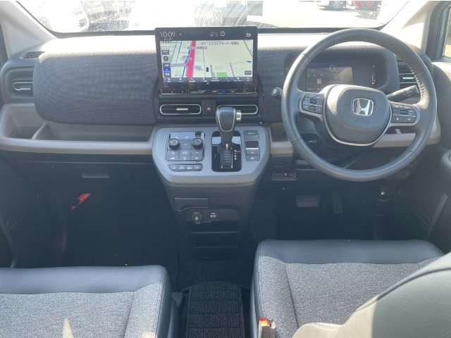 フリード1.5 e:HEV エアー EX