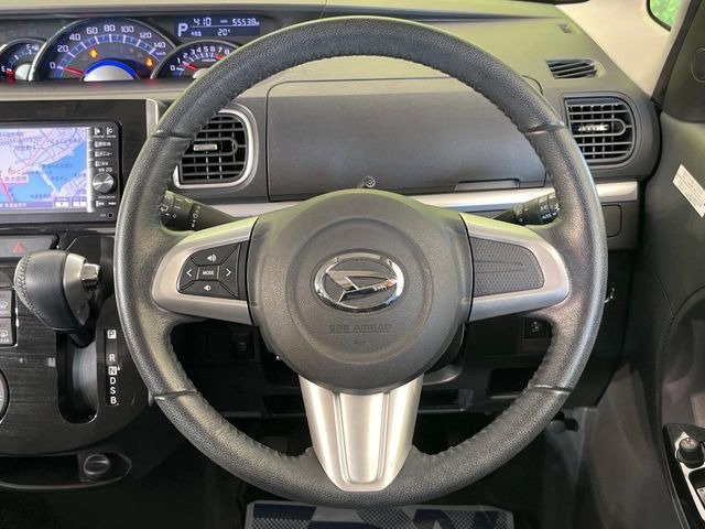 �y�X�e�A�����O�X�C�b�`�z�^�]���A�O������ڐ������炷���ƂȂ��A�I�[�f�B�I���̑��삪�\�ȕ֗��@�\!���S&���K�ȃh���C�u�����o���Ă���܂���