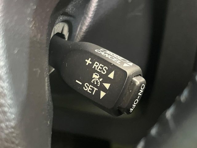 �y���[�_�[�N���[�Y�R���g���[���z�������H�ł̒��������s���y��!!�����ő��x��ۂN���[�Y�R���g���[�����A�Փˌy���V�X�e���ƘA�g���A�O���̎ԗ������m���ĎԊԂ�ۂ悤�ɑ��x���߂��Ă���܂�!!