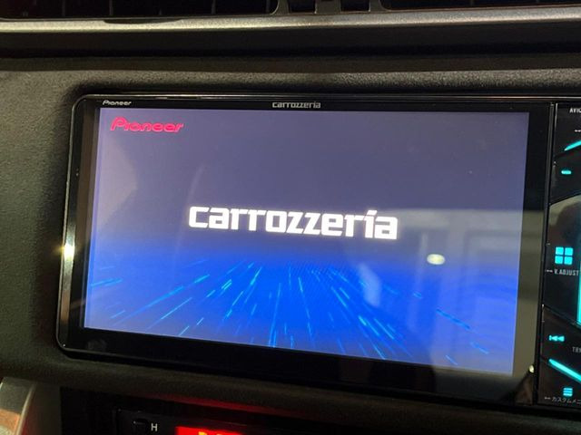 �y�i�r�Q�[�V�����z�g���₷���i�r�ŖړI�n�܂ł�������ē����Ă���܂��B�e��I�[�f�B�I�Đ��@�\���[�����Ă���A���Ԃ̉^�]������Ɋy�����Ȃ�܂�!!