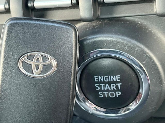 �y�X�}�[�g�L�[�z�J�o����|�P�b�g�ɓ��ꂽ�܂܂ł��h�A�̎{���E�������\�ȃX�}�[�g�L�[�𑕔��B�G���W���̃I���E�I�t�����J�M�����o���K�v����������Ƃ��Ă��֗��ł���