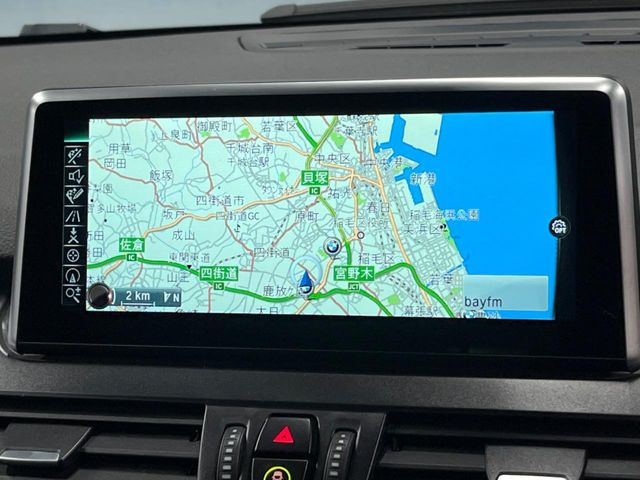 �������i�r:��̊��̂���i�r�́A����������ԓ������o���Ă���܂��B�I�[�f�B�I�@�\���[�����Ă���܂��̂ŁA�^�]�����y���߂܂���