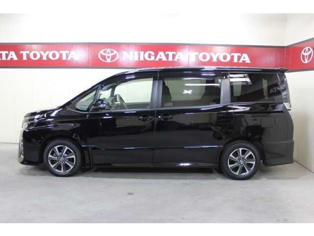 ヴォクシー2.0 ZS