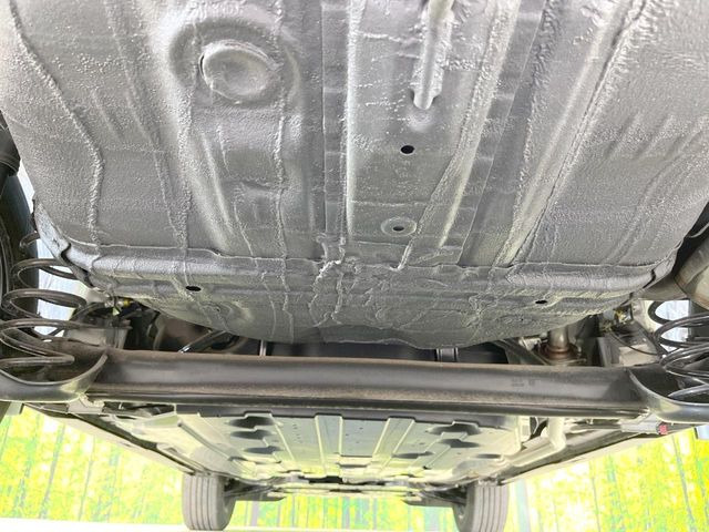 下回りがきれいなうちに、防錆加工の施工がオススメ。降雪地域はもちろん、沿岸部にお住いの方や、趣味でマリン・ウィンタースポーツをされる方にご好評いただいております。