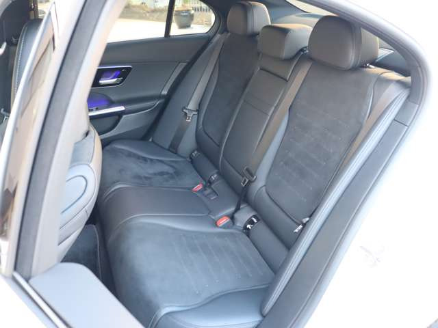 CクラスC200 アバンギャルド AMGラインパッケージ (ISG)