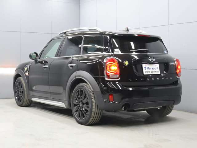 ミニクロスオーバークーパー S E オール4 4WD