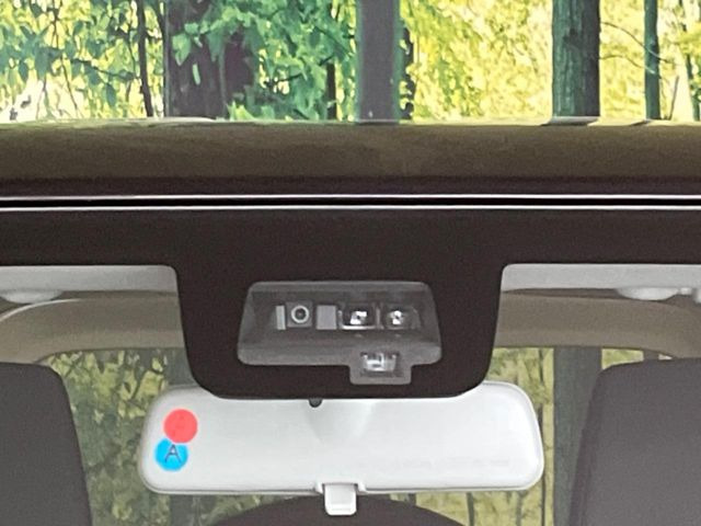 �y�X�Y�L �Z�[�t�e�B�T�|�[�g�z���s���ɑO���̎ԗ�����F�����A�Փ˂������Ȏ��͌x��ƃu���[�L�ŏՓˉ���Ɣ�Q�y�����A�V�X�g�B�����S�Ƀh���C�u�����y���݂��������܂��B