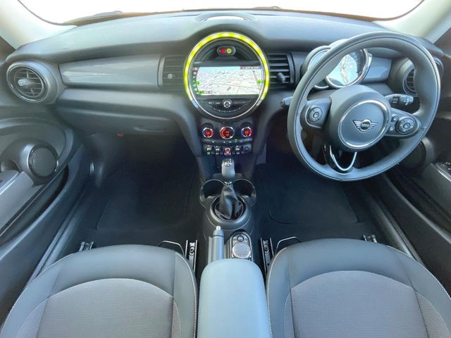 �A���ԃO���[�v���݌ɐ���2,000��!�S���̌n��X���烁�[�J�[�E�Ԏ��킸���Љ�o����̂ŁA���Ȃ��Ƀs�b�^���̂��Ԃ�������͂��ł���܂��͂��₢���킹��������