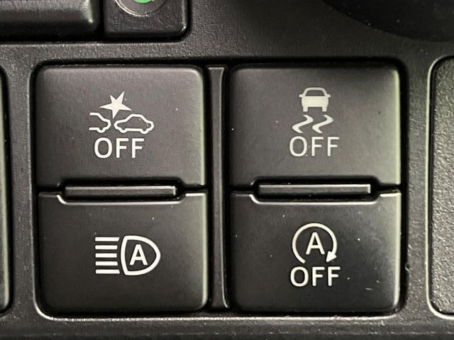 �y�g���^�Z�[�t�e�B�Z���X�z���s���ɑO���̎ԗ�����F�����A�Փ˂������Ȏ��͌x��ƃu���[�L�ŏՓˉ���Ɣ�Q�y�����A�V�X�g�B�����S�Ƀh���C�u�����y���݂��������܂��B