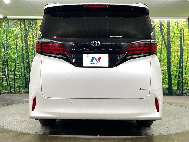 安心の最長10年・走行無制限保証(有償)をご用意。保証内容も充実はもちろん、無料点検&オイル交換や、年中無休の全国・24時間ロードサービスも付帯されておりますのでご安心下さい。