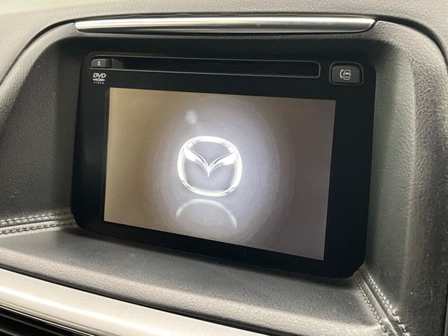 �y�}�c�_�R�l�N�g�i�r�z�ԓ��̕��͋C�Ƀ}�b�`������̌^�^�C�v�̃i�r�B�e����q�ݒ��Bluetooth�Đ����A�l�X�ȋ@�\���y���߂܂��B�����I�ȃ_�C�������삪�\�ŁA�g��������ǍD�ł��B