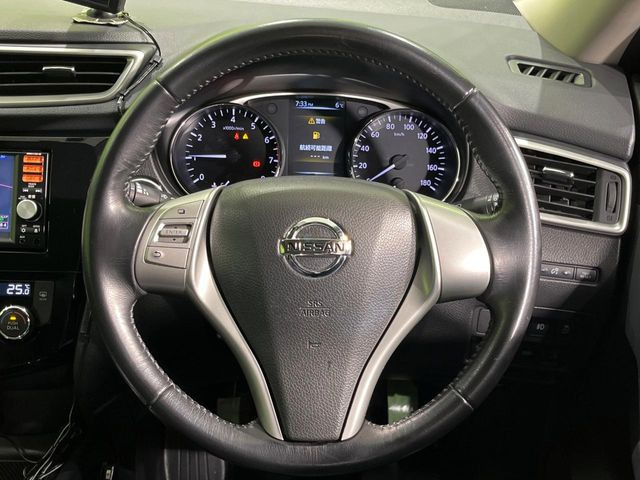 �y�����v�����X�e�A�����O�z�㎿�Ȋv���g�p���邱�ƂŁA��ɂ����������݂ƂĂ��^�]���₷���n���h���ł���