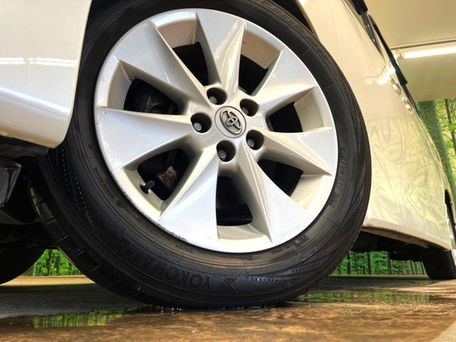 �y�����A���~�z�C�[���z�O�ςɃ}�b�`���������A���~�z�C�[���𑕒����Ă���܂��B�e��ЊO�A���~�z�C�[����A�X�^�b�h���X�^�C�����戵�����Ă���܂��B���񂲑��k����������