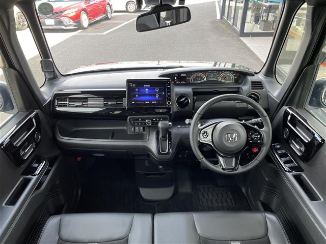 N-BOXカスタムL ターボ