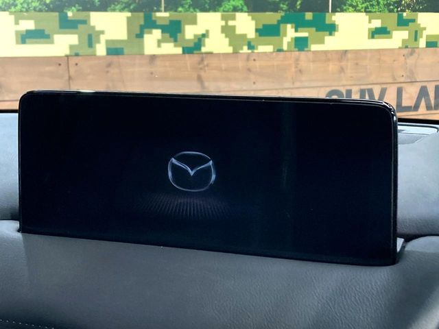 �y10.25�C���`�}�c�_�R�l�N�g�z�ԓ��̕��͋C�Ƀ}�b�`������^�f�B�X�v���C�B�X�}�z�ڑ��ł̃i�r�g�p��Bluetooth�Đ����A�l�X�ȋ@�\���y���߂܂��B�����I�ȃ_�C�������삪�\�ŁA�g��������ǍD�ł��B