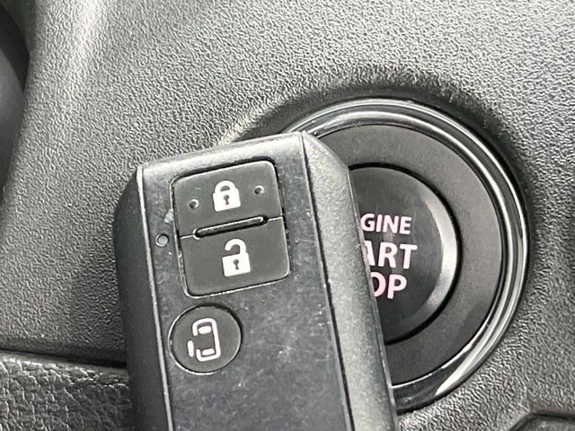 �y�L�[���X�X�^�[�g�V�X�e���z�J�o����|�P�b�g�ɓ��ꂽ�܂܂ł��h�A�̎{���E�������\�ȃX�}�[�g�L�[�𑕔��B�G���W���̃I���E�I�t�����J�M�����o���K�v����������Ƃ��Ă��֗��ł���