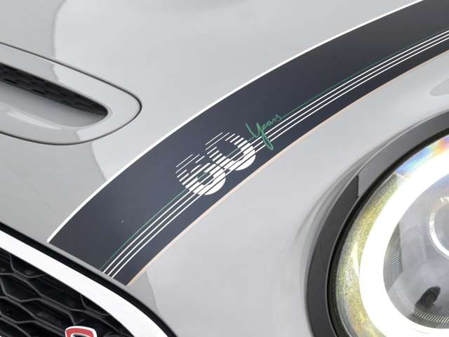 ミニクーパー S 60イヤーズ エディション DCT